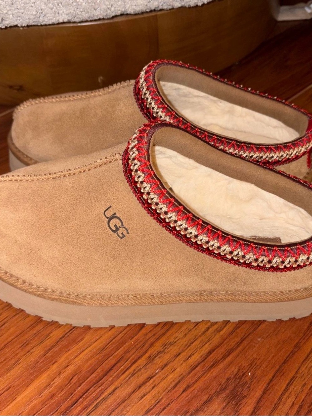 UGG Tasman Chestnut Suede Slip-On Slippers (BIG KIDS SIZE 3) Women's 4.5-5